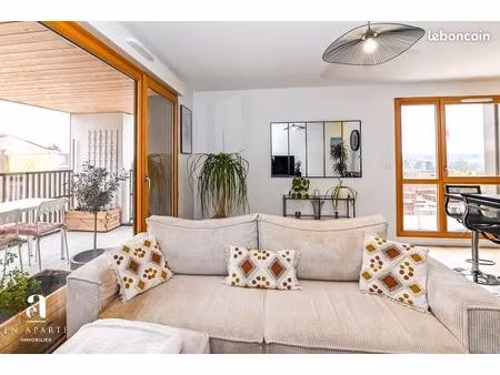 appartement 3 pièces 64 m²