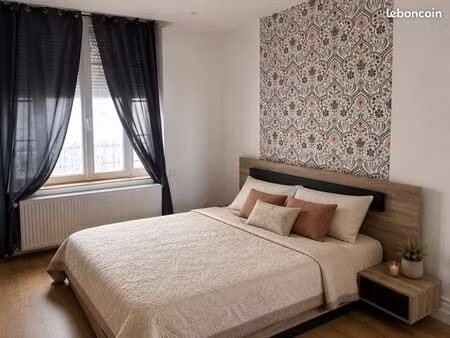 beau t2 meublé proche centre