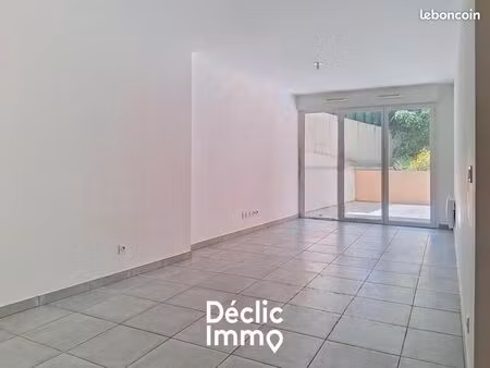 appartement 1 pièce 44 m²