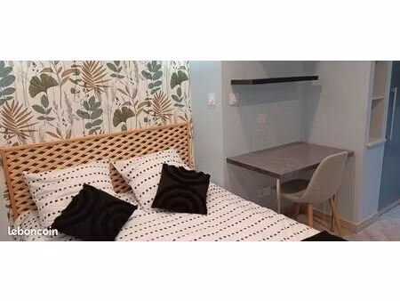 studio meublé