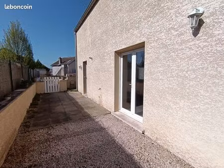 maison duplex  2 chambres  parking  grande terrasse