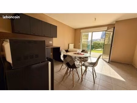 meublé avec parking et terrasse + jardin (direct pas de frais d’agence)