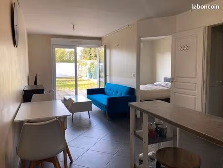 appartement proche gare avec box et jardin