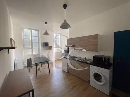 vente immeuble à la roche-sur-yon centre ville (85000) : à vendre / 454m² la roche-sur-yon