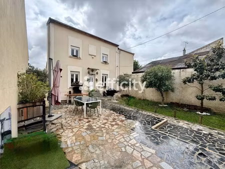maison 5 pièces - 127 m²