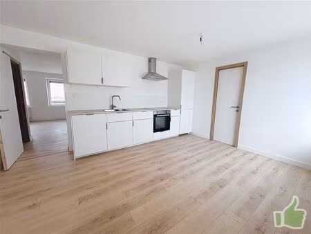 appartement à louer à rue de la station 181 mouscron (vbe21886)