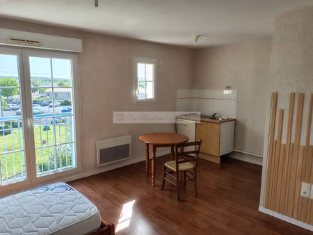 appartement st jean d angely 27 m2