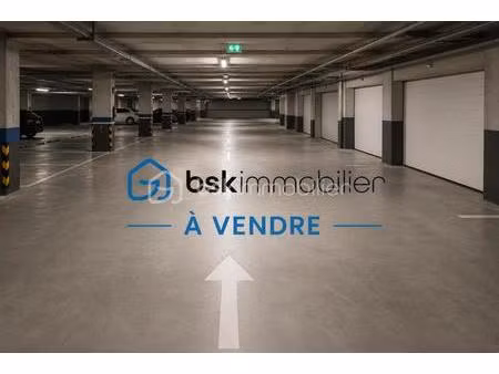 sète centre – place de parking sécurisée et abriter