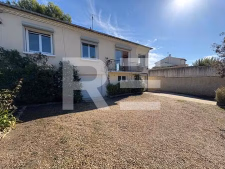 a vendre maison en r+1 sur beauvoisin