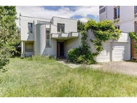 secteur marivaux maison t8 de 187m2 sur 860m2 de terrain clos et arboré