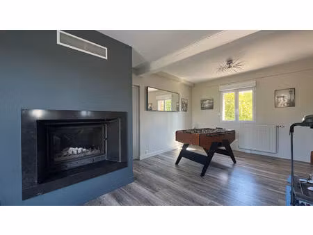 maison familiale semi plain-pied  volumes généreux   piscine chauffée n° 7047
