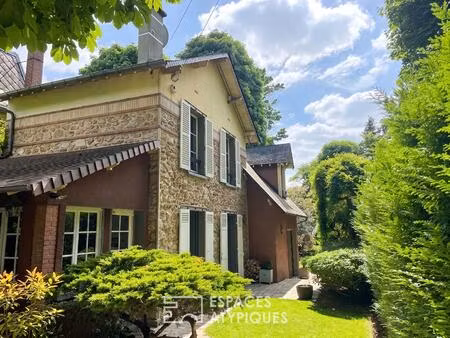 maison de charme avec jardin en centre ville.