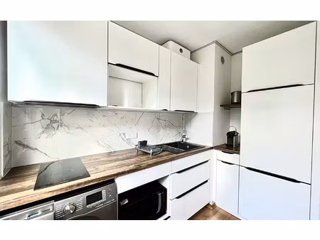 location appartement  m² t-1 à lyon 5  610 €
