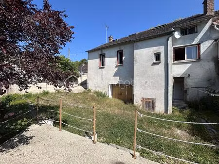maison de 130 m² à laroche-saint-cydroine
