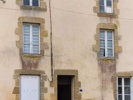 immeuble 3 niveaux + genier  idéal projet locatif