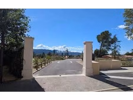 vente terrain 450 m² à cadenet (84160)  184 900 €