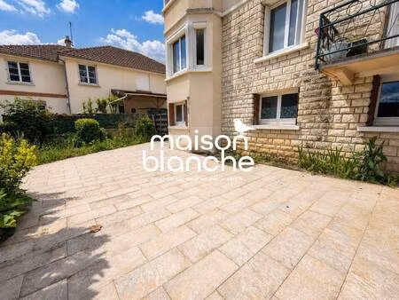 maison blanche
