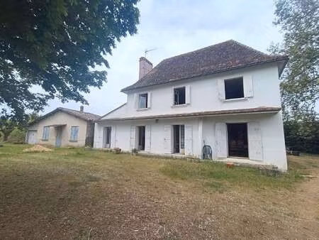 vente maison à saint-seurin-sur-l'isle (33660) : à vendre / 189m² saint-seurin-sur-l'isle