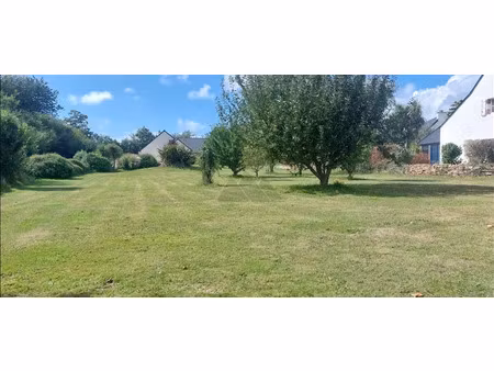 vente terrain 1118 m² à gouesnach (29950)  203 200 €