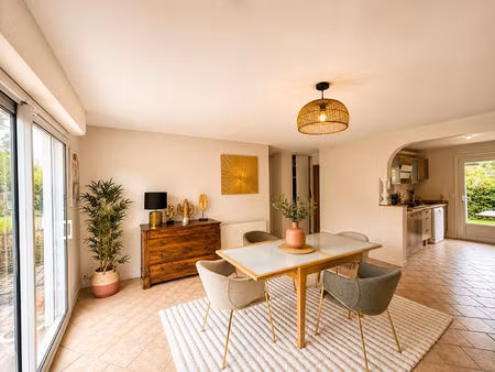 maison de plain pied à la décoration soignée à auvers sur oise