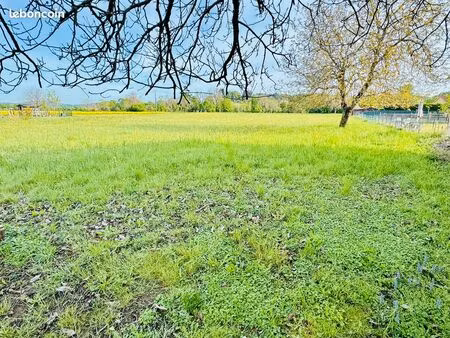 terrain plat constructible saint-jean-le-vieux