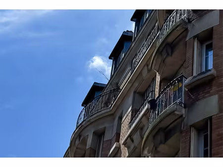 a vendre 2 chambres de bonne  meublées et équipées