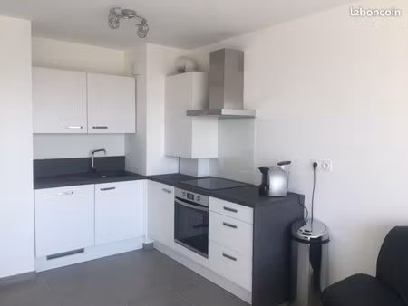 t2 meublé + garage
