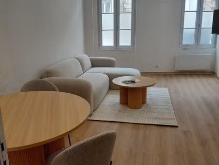 location appartement centre noyon rdc - 81 m2