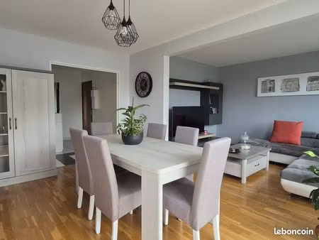 appartement 5 pièces 90 m²