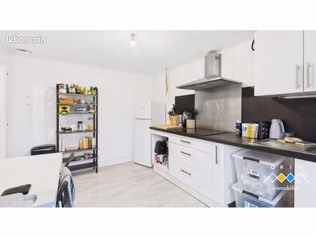 appartement 3 pièces 93 m²