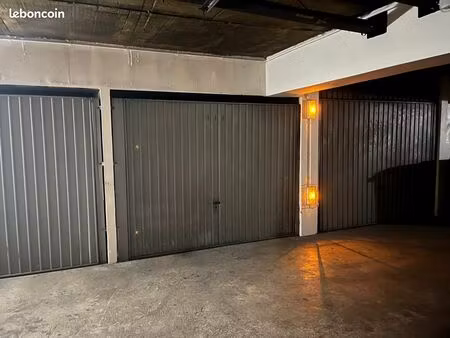 parking box fermé