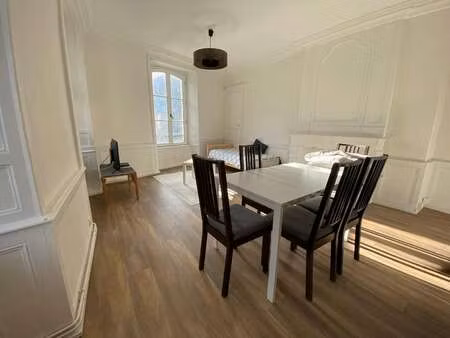 location appartement 4 pièces meublé à dinan (22100) : à louer 4 pièces meublé / 74m² dina