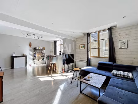 vente immeuble 6 pièces 133 m² à chateau-gontier (53200)  182 000 €