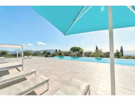 exclusivité. appartement-villa t4  nice  vue mer panoramique