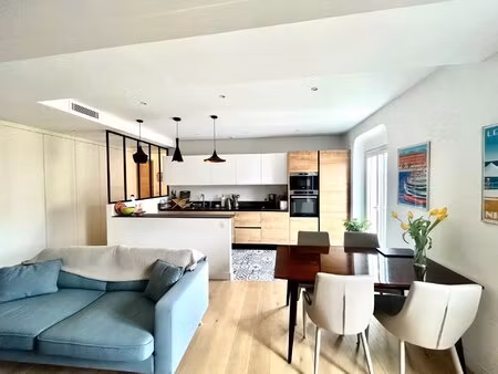 3 pieces dernier etage port de nice