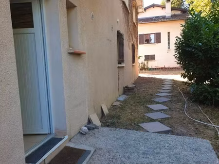 location meublée appartement 1 pièce 22 m² à ramonville-saint-agne (31520)  550 €