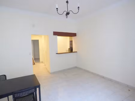 location meublée appartement 3 pièces 49.58 m² à manosque (04100)  620 €
