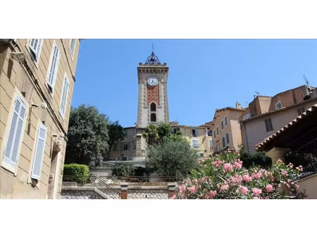 location appartement 2 pièces 27 m² à aubagne (13400)