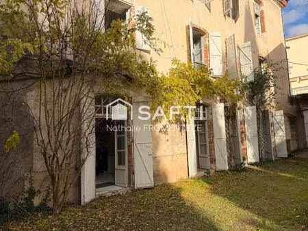 appartement avec un jardin 600m2