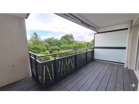 appartement 3 pièces à louer au centre-ville de décines charpieu