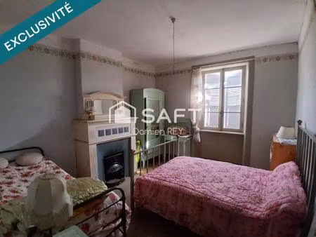 appartement traversant à rénover 68m²  au 1er étage