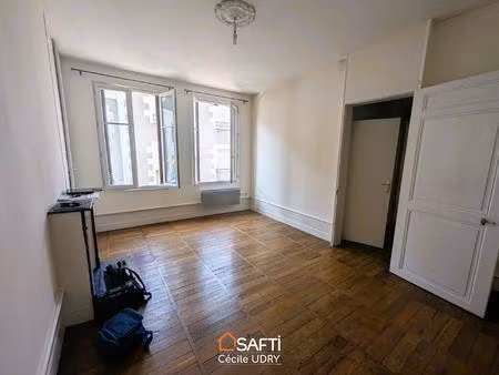 appartement dans le bourg proche de tous commerces