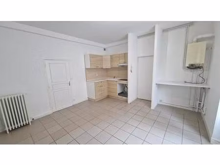 appartement 2 pièces - 33m² - rozay-en-brie