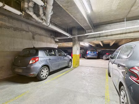 emplacement de parking en sous-sol sécurisé