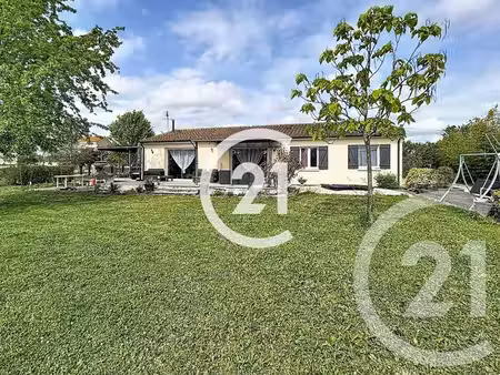 maison à vendre - 4 pièces - 113 50 m2 - bassac - 16 - poitou-charentes