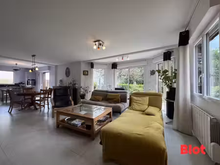a vendre chez blot immobilier - maison 5 chambres - le sel de bretagne