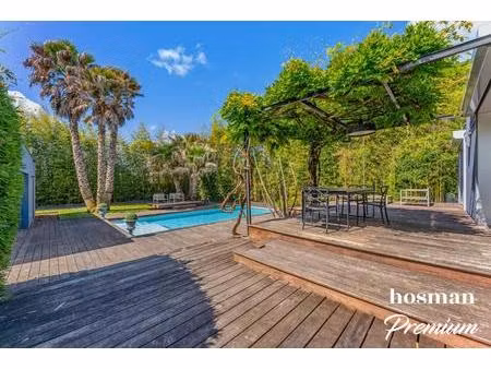 bien rare - sublime maison 6 pièces de 212 m² avec jardin et piscine - avenue du truc  mér