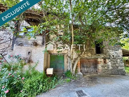 maison en pierre avec potentiel