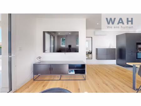 rare maison de ville t4 avec extérieur - proche gare à vergè