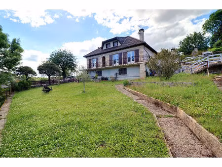 maison 7 pièces à vendre à villefranche de rouergue - quartier les cabrières
